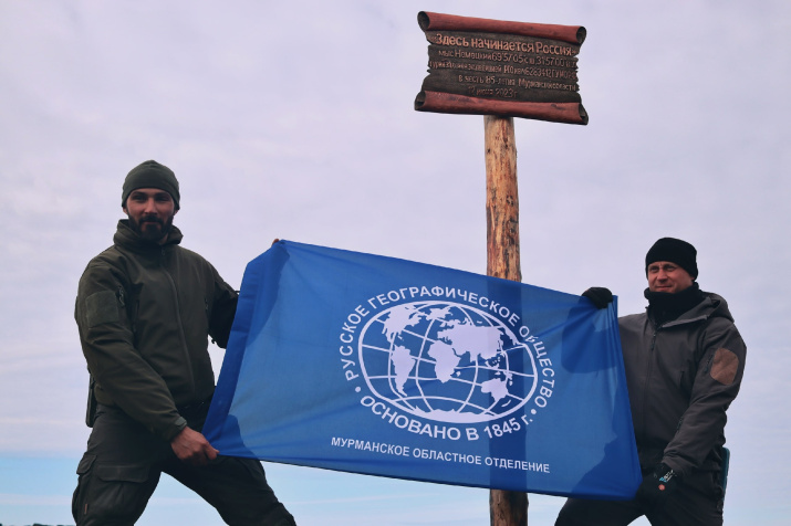 Сергей Гончаров и представитель 12 ГУ МО Игорь Мариненко. Фото: Алексей Яшкин