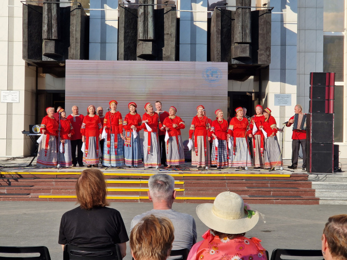 Гала-концерт конкурса «Лейся, песня, на просторах!». Фото: Евгений Плашиннов Гала-концерт конкурса «Лейся, песня, на просторах!»