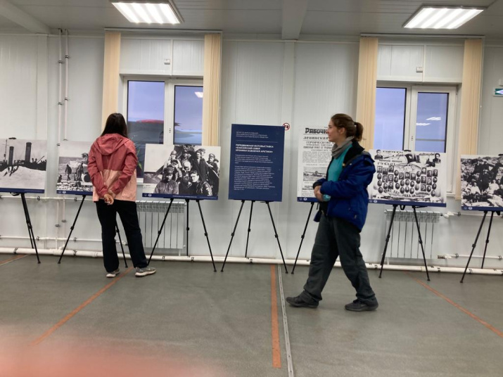 Выставка будет работать в аэропорту до октября. Фото: Ольга Ермакова