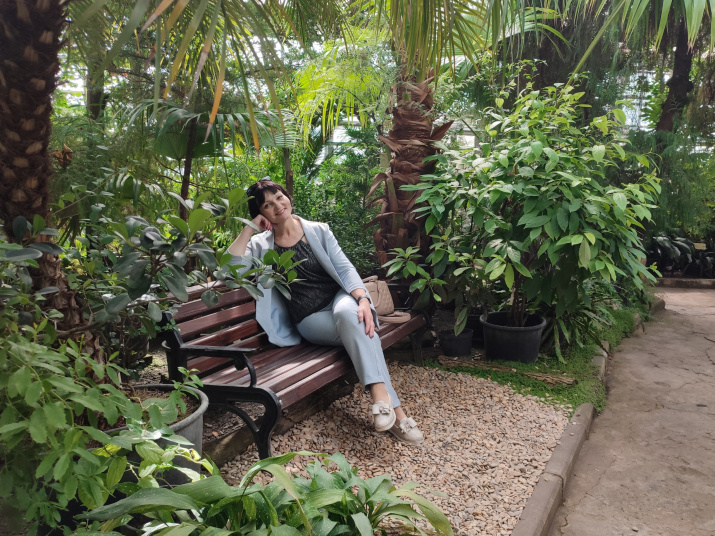 Любовь Петрова - активный болельщик молодёжного клуба РГО; фото: Игорь Петров