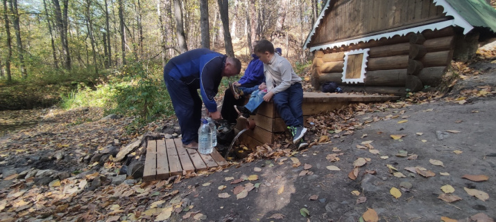 Родник Белый. Фото: Дарья Фомина. Родник Белый. Фото: Дарья Фомина.