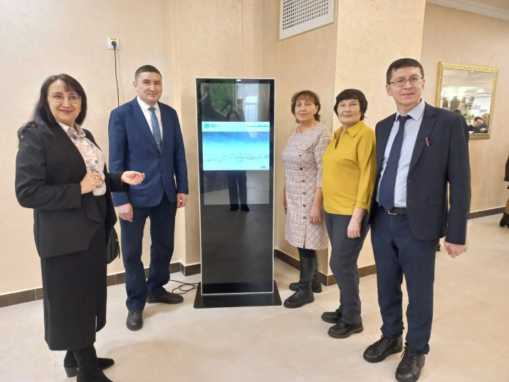 Участники выставки активисты Янтиковского местного отделения и Чувашского республиканского отделения РГО. Фото из архива ЧувРО РГО