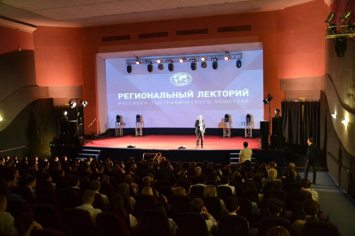 Гость встречи рассказал, как проходила экспедиция "Алсиб". Фото: Анастасия Афанасьева