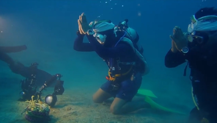 В подводном храме. Фото: Игорь Крюков