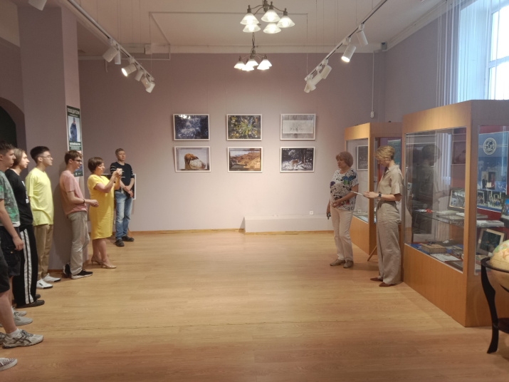 В Липецком областном краеведческом музее открылась фотовыставка «Самая красивая страна». Фото: Липецкое областное отделение РГО