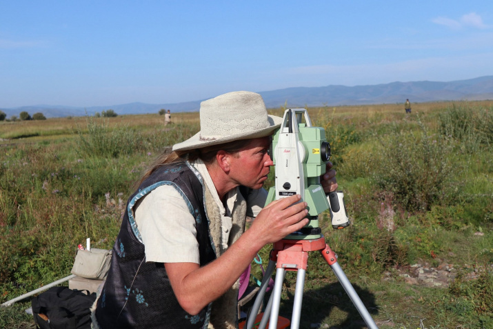 Научный руководитель экспедиции "Туннуг" Тимур Садыков. Фото: Красноярское краевое отделение РГО