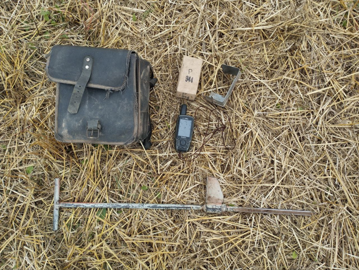 Полевой инвентарь агрохимика. Фото предоставлено Артёмом Кирилловых