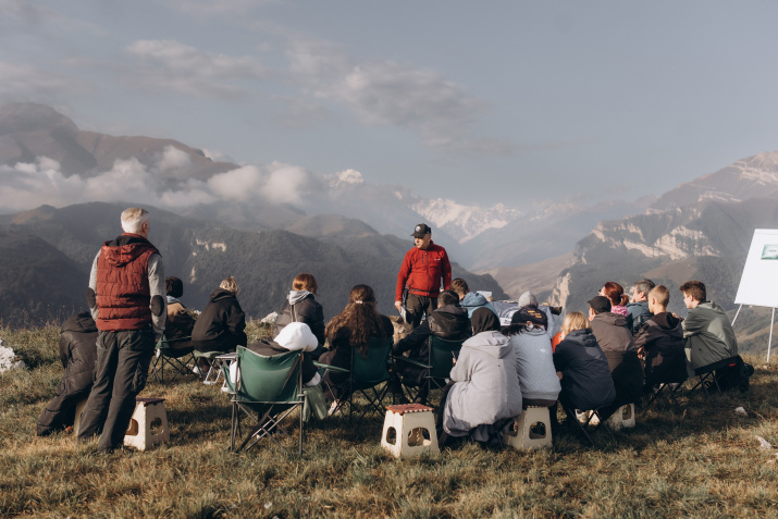 Участники "НЕурока географии". Фото: Данатэлла Цалиева