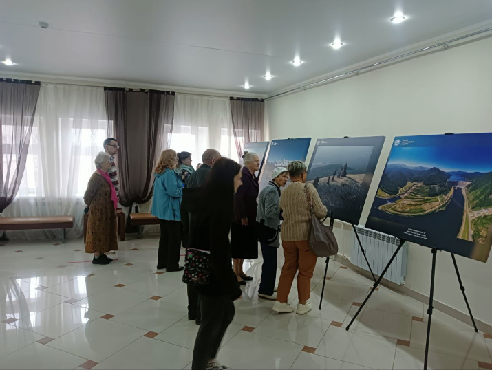 Выставка. Фото пресс-служба Брянского отделения РГО