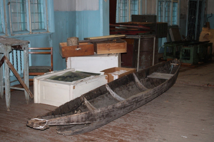 Лодки, исследованные во время экспедиции в Богучанском районе. Фото: Евгений Леонтьев