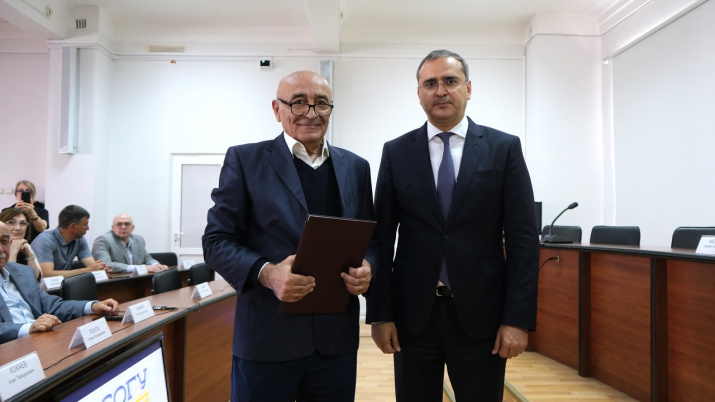 Гиви Туаев и Алан Огоев. Фото: Медиа центр СОГУ