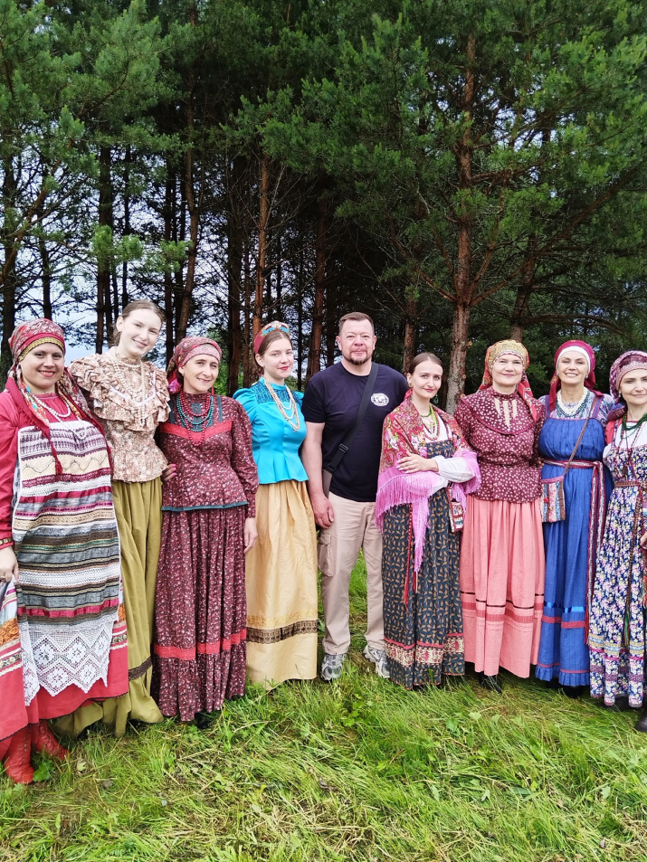 С участниками историко-культурной программы «Героев битвы помним, славим!» С участниками историко-культурной программы «Героев битвы помним, славим!»