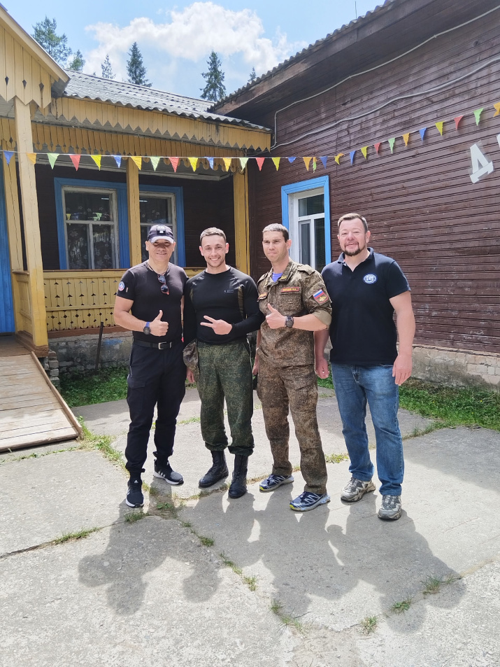 https://www.rgo.ru/ru/article/kostromichi-pod-flagom-rgo-prinimayut-uchastie-v-unikalnoy-gonke-za-polyarnym-krugom
