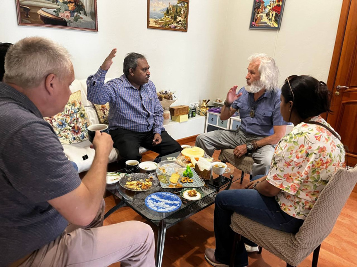 Во время визита индийских ученых в Штаб-квартиру РГО в Томске. Фото: пресс-служба Томского отделения РГО.