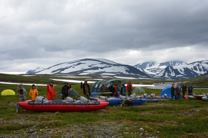 Стоянка на р. Малая Щучья. Фото: Сергей Рупасов