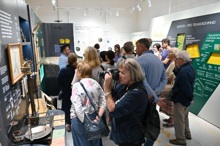 Экскурсия в музей геологии "ГЕОС". Фото: Александра Егорова