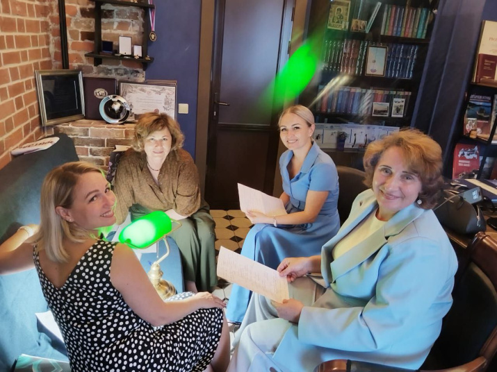 Последние правки перед сдачей книги в печать проводились в Штаб-квартире Костромского областного отделения РГО Последние правки перед сдачей книги в печать проводились в Штаб-квартире Костромского областного отделения РГО