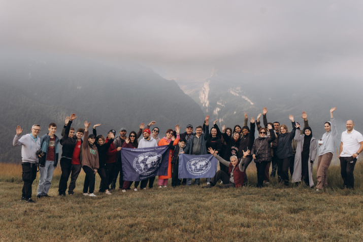 Участники главного "НЕурока географии" в КБР. 15 сентября 2024 года. Фото: Данатэлла Цалиева