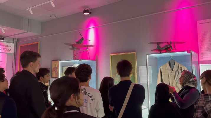 Экскурсия в Музее Боевой Славы. Фото: Дагестанское отделение РГО