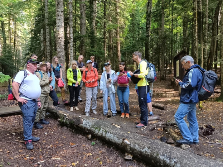 Практическое занятие на кордоне Гузерипль Кавказского заповедника. Фото: Жанна Фролова