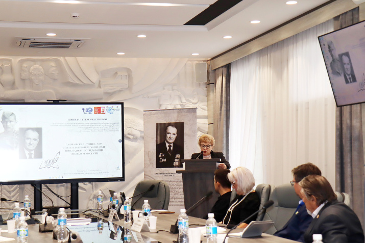 Участники «Арчиковских чтений - 2025» в стенах Чувашского госуниверситета. Фото: Ольга Галошева, Алексей Девиченский, Чувашское республиканское отделение РГО