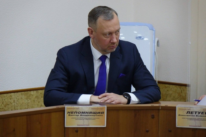 Кандидат географических наук, заслуженный географ Российской Федерации Непомнящий Виктор Владимирович