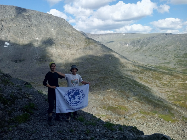 Члены Владимирского областного отделения РГО Ирина Митюшина и Любовь Соколова