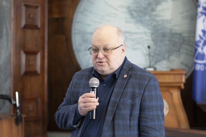 Председатель Ленинградского областного отделения РГО Г.В.Двас. Фото: Андрей Стрельников.