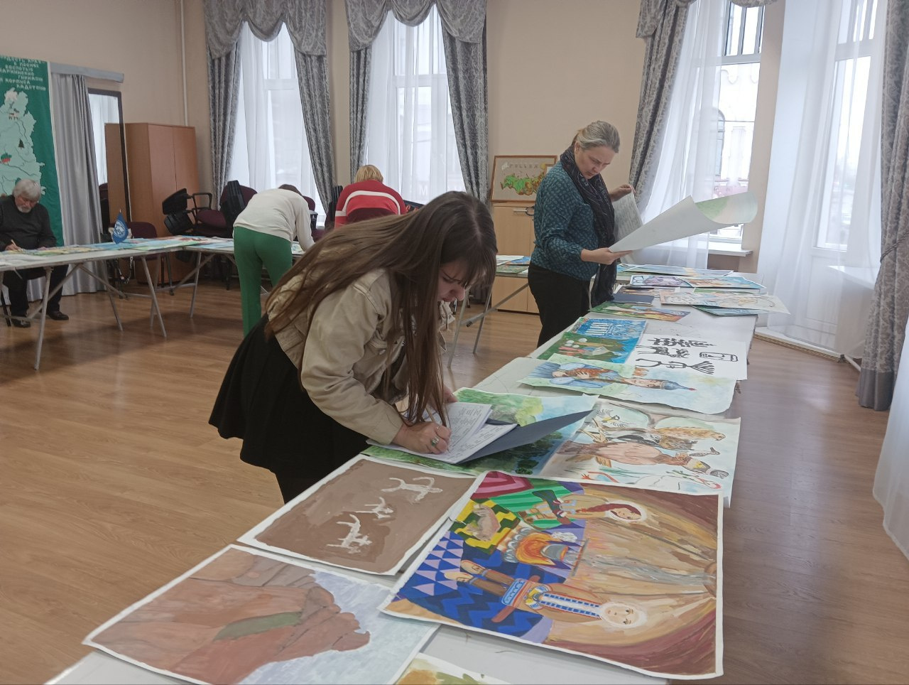 Красноярский конкурс. Зимние рисунки победители конкурса. Экологический рисунок конкурс 2022. Конкурс арт ель 2022 Красноярск. Ленсвет конкурс рисунков 2022.