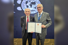 Владимир Котляков и Александр Нестерович. Фото пресс-служба РГО