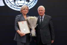 Соткина С.А., Касимов Н.С. Вручение благодарности Президента РФ. Фото: Анна Юргенсон