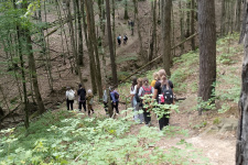 Школьники прошли 6 км пути. Фото: Северское отделение РГО