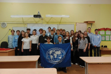 Участники географической викторины. Фото предоставлено КОО РГО