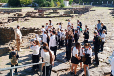 Участники марафона прошлись по улицам древней Горгиппии. Фото: музей Горгиппия