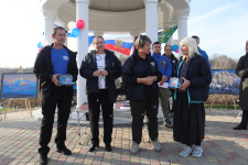 Награждение активистов. Фото: Апшеронское отделение РГО