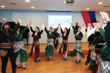 Выступление артистов "Росиосини". Фото: Ольга Камчатова