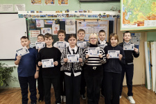 Школьники МБОУ СОШ М.И. Калинина на акции РГО «День географии в школе». Фото представлено Тверским региональным отделением РГО