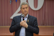 Михаил Малахов на встрече в центре образования №20. Фото: Олег Золотарёв