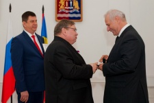 фото с сайта: http://vlast.io/nakanune-dnya-rossii-vrucheny-nagrady-ivanovskoj-oblasti/