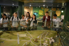 Участники международного волонтёрского лагеря в Болгаре – 2018 на экскурсии в Музее Болгарской цивилизации. Фото: Кристина Яковлева