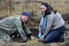 Пусть шумят деревья в память о героях