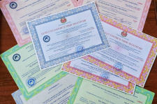 Полученные документы. Фото Ульяны Потылицыной