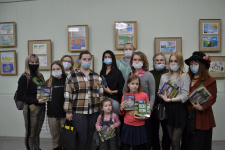 Лауреаты конкурса. Фото предоставлено библиотечно-информационной системой г. Кургана. Лауреаты конкурса. Фото предоставлено библиотечно-информационной системой г. Кургана.