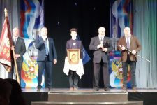 Открытие концертной программы. Фото из личного архива участников