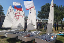 РЕСПУБЛИКАНСКИЕ СОРЕВНОВАНИЯ ПО ПАРУСНОМУ СПОРТУ КРЫМА, В ПАМЯТЬ О ПОДВИГЕ БРИГА МЕРКУРИЙ (фото Андрей Прокудин)