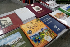 Курганское областное отделение РГО получило книги об истории географических открытий и уникальных экспедициях