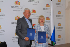 Светлана Минюрова и Александр Левин подписали соглашение