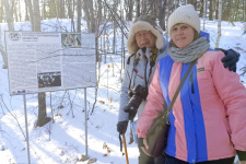 Председатель отделения РГО в ЕАО Анна Зубарева и Вонг Хау Мэнг. Фото: Лонкиной Екатерины