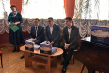 Авторы книги "Константиновская батарея - 250 лет на страже Родины!", фото:Ю.Югансон