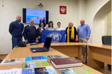 Круглый стол в рамках Ломоносовских чтений. Фото: Юрий Югансон